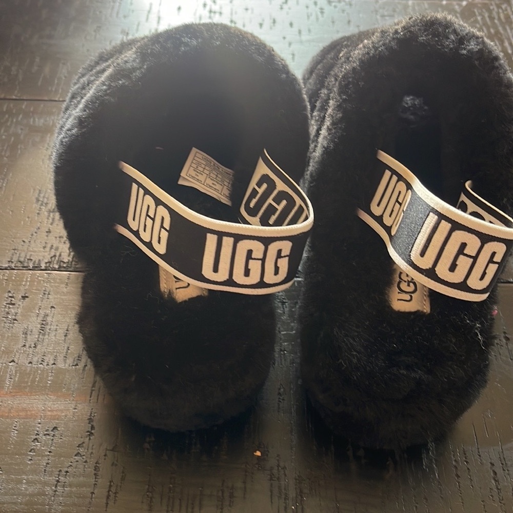 Ugg  shoes